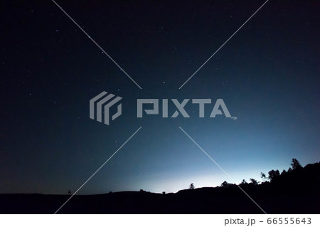 北の夜空の北斗七星 北の夜空の北斗七星 66555643