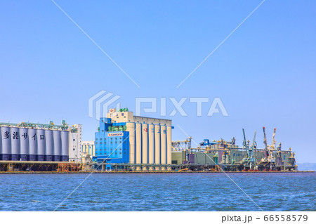 博多ふ頭から須崎ふ頭　【福岡県福岡市博多区】 66558579