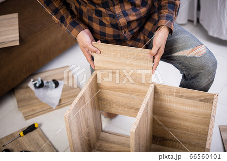 Assembling new furniture 66560401