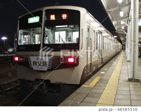 秩父鉄道：急行秩父路（旧塗装復元車） 66565510