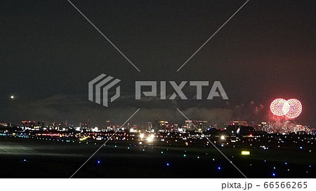 大阪空港となにわ淀川花火大会 66566265