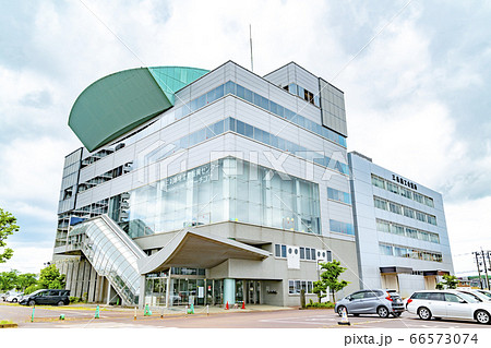 燕三条地場産業振興センター 66573074