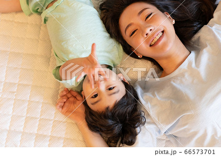 ママ 母 お母さん 66573701