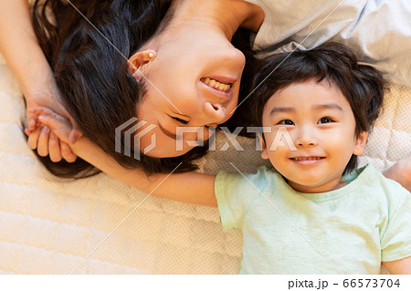 ママ 母 お母さん 66573704