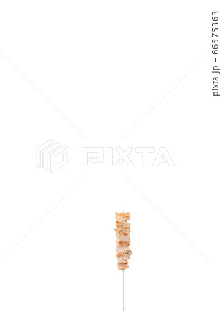 焼き鳥 なんこつ 塩 イメージ 66575363