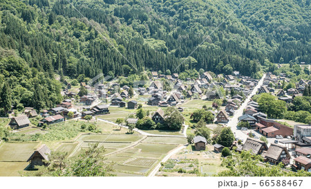 初夏の白川郷(昼) 初夏の白川郷(昼) 66588467