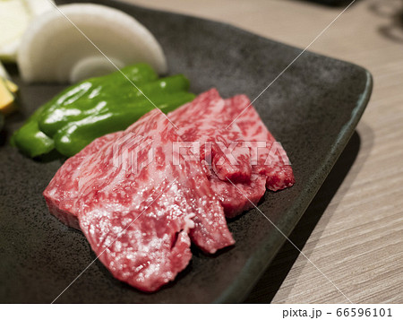高級焼肉黒毛和牛【リブロース】 高級焼肉黒毛和牛【リブロース】 66596101