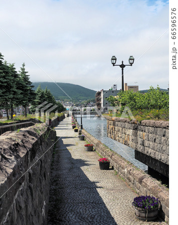 北海道　小樽運河 66596576