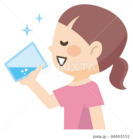 コップの水を飲む若い女性のイラストレーション コップの水を飲む若い女性のイラストレーション 66603552