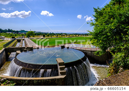 富山・魚津・東山円筒分水槽 66605154