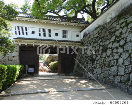 岡山県岡山市北区にある国指定の史跡「岡山城」：廊下門 66605261