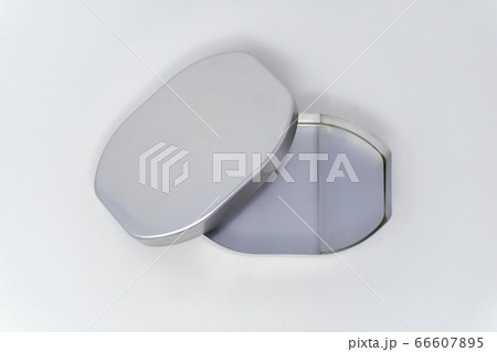 レトロなアルミのお弁当箱 レトロなアルミのお弁当箱 66607895