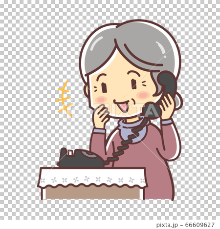 固定電話で話す高齢の女性 66609627