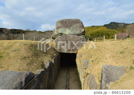 石舞台古墳(国営 飛鳥歴史公園/奈良県高市郡明日香村島庄) 石舞台古墳(国営 飛鳥歴史公園/奈良県高市郡明日香村島庄) 66613200