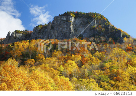 層雲峡の紅葉 66623212