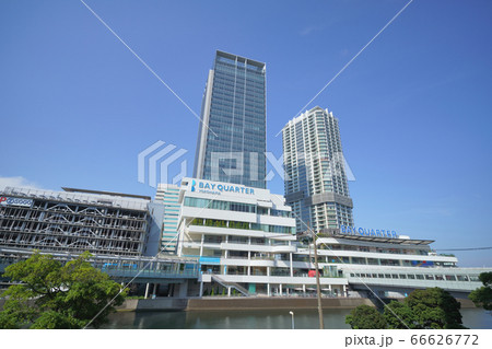 日本の横浜都市景観 横浜ベイクォーターなどを望む 日本の横浜都市景観 横浜ベイクォーターなどを望む 66626772