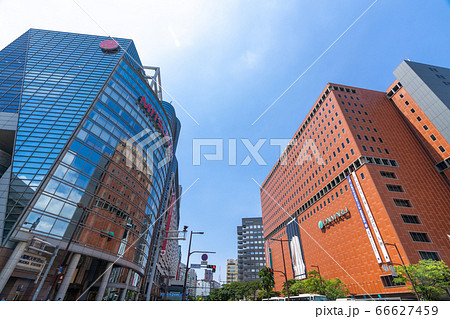 福岡市中央区天神の風景 大丸福岡天神店と福岡三越方向 福岡市中央区天神の風景 大丸福岡天神店と福岡三越方向 66627459