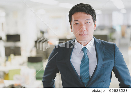 30代ビジネスマン 30代ビジネスマン 66628523