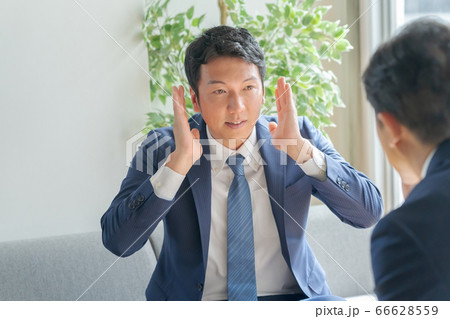 耳が遠い営業マン 66628559