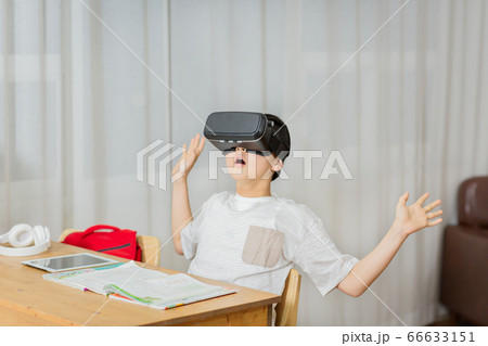 Group of school students portrait, happy smiling male and female students 462 66633151