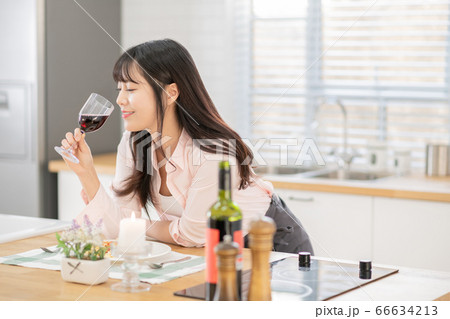 Young asian woman's Daily life concept. Enjoying daily routine 568 66634213