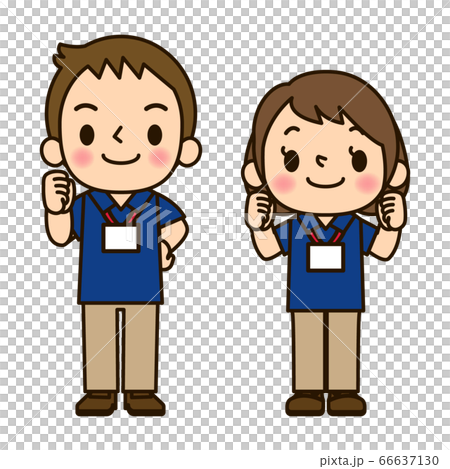 ガッツポーズのポロシャツのスタッフ男女 66637130