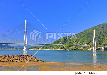 【愛媛県】晴天下の多々羅大橋 66639855