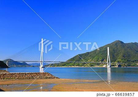 【愛媛県】晴天下の多々羅大橋 66639857