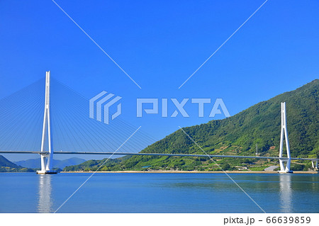 【愛媛県】晴天下の多々羅大橋 66639859
