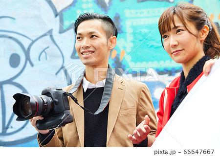 街角スナップ　カメラマン　落書き　タギング 66647667