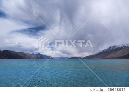 インド・ラダック地方 パンゴンツォ / Pangong Tso, Ladakh, India 66648055