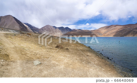 インド・ラダック地方 パンゴンツォ / Pangong Tso, Ladakh, India 66648069