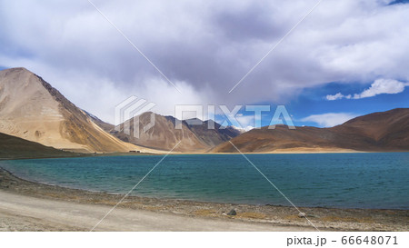 インド・ラダック地方 パンゴンツォ / Pangong Tso, Ladakh, India 66648071