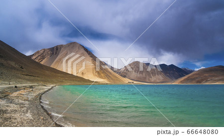 インド・ラダック地方 パンゴンツォ / Pangong Tso, Ladakh, India 66648080