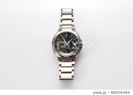 腕時計 66656469