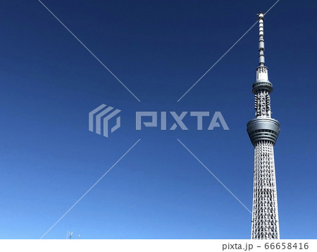 東京スカイツリーと青空 66658416