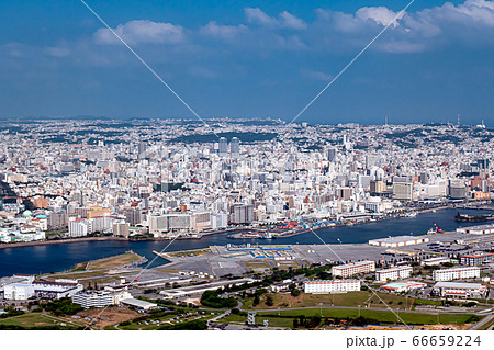 【空撮】那覇軍港と那覇新港、那覇市街 横位置 【空撮】那覇軍港と那覇新港、那覇市街 横位置 66659224