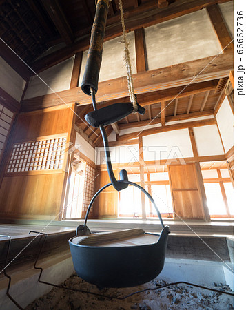 古民家の囲炉裏 66662736