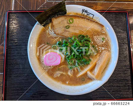 とんこつラーメン 66663224