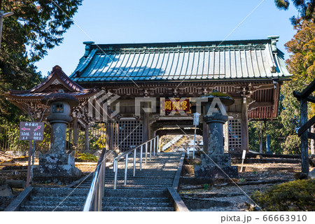身延山久遠寺・奥之院思親閣、仁王門/二天門(山梨県南巨摩郡身延町)2020年3月 身延山久遠寺・奥之院思親閣、仁王門/二天門(山梨県南巨摩郡身延町)2020年3月 66663910