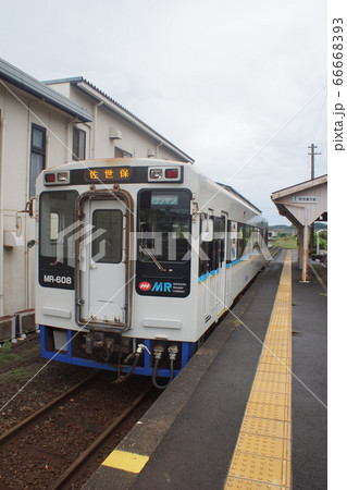松浦鉄道　レールバス気動車（佐々駅） 66668393