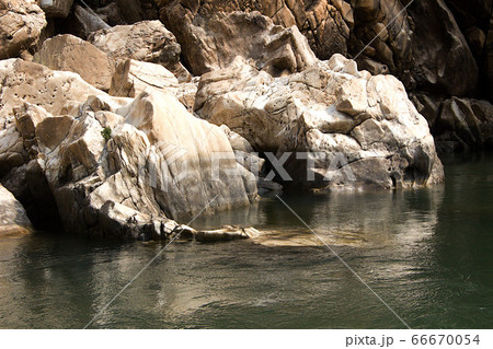 Marble Rocks amid River Water 66670054
