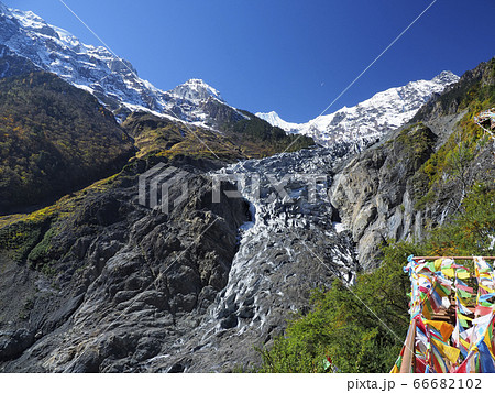 中国雲南省シャングリラ 徳欽 梅里雪山・明永氷河 / Mingyong glacier, Deqin 66682102