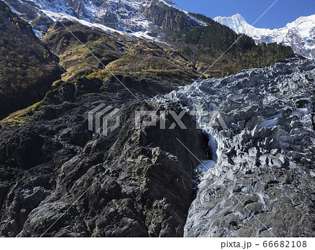 中国雲南省シャングリラ 徳欽 梅里雪山・明永氷河 / Mingyong glacier, Deqin 66682108