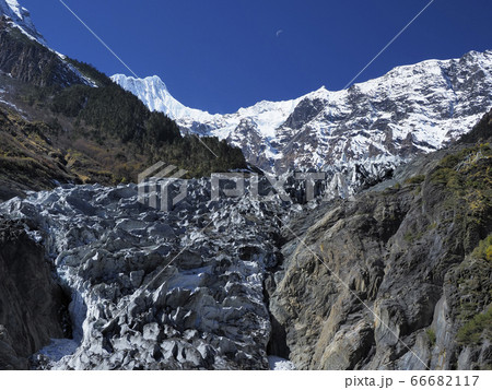 中国雲南省シャングリラ 徳欽 梅里雪山・明永氷河 / Mingyong glacier, Deqin 66682117