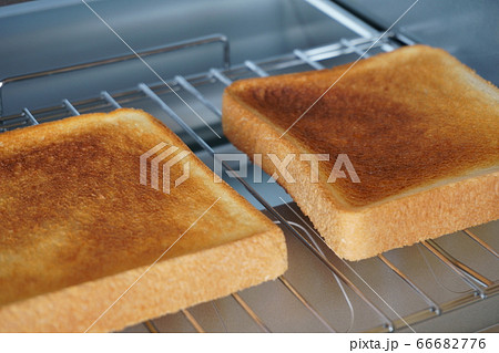トースト 66682776