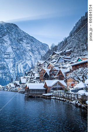 Hallstatt in mystic twilight in winter, Austria 66684554