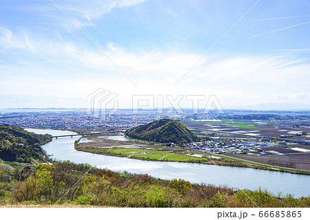 郊外の風景 郊外の風景 66685865