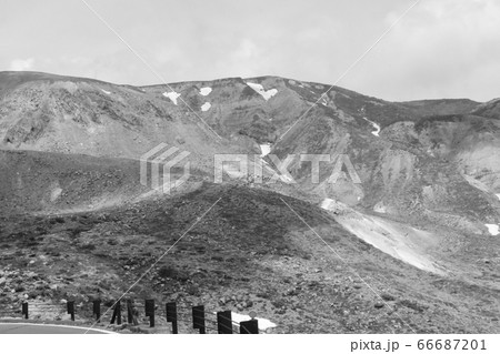 裏磐梯山　浄土平風景 66687201