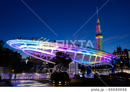 名古屋市・栄 オアシス21とテレビ塔 ライトアップ レインボーカラー 名古屋市・栄 オアシス21とテレビ塔 ライトアップ レインボーカラー 66689698